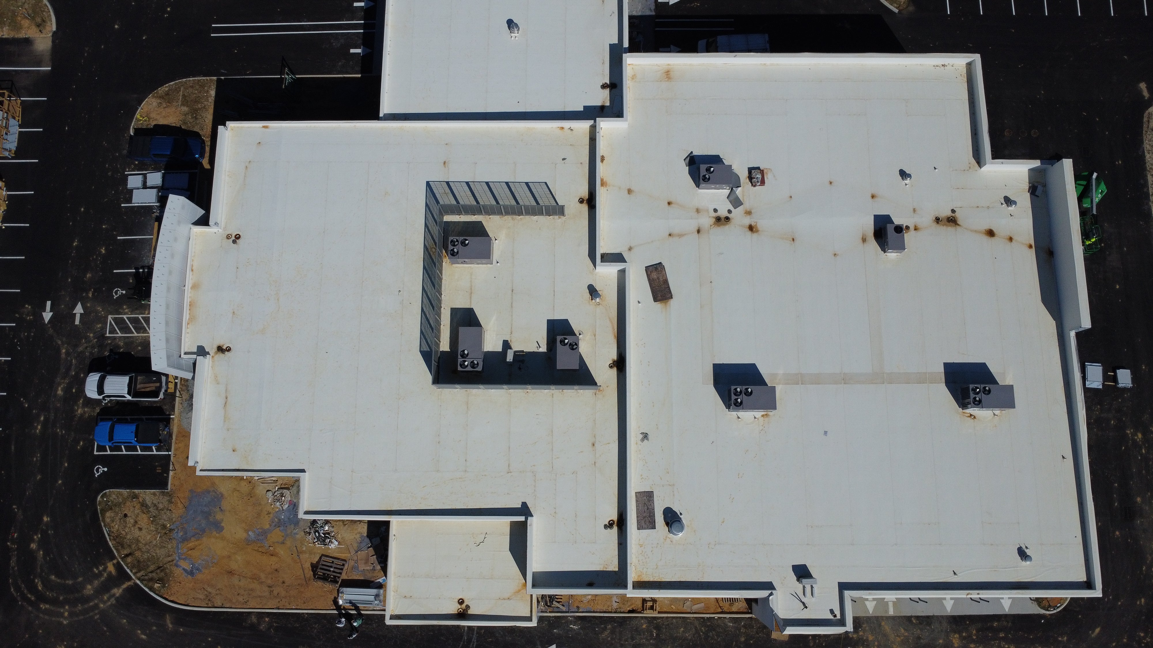 Commercial roof